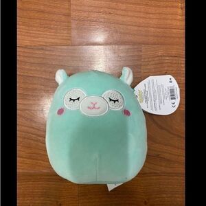 NWT Squishmallow Miley the llama alpaca great Easter gift
